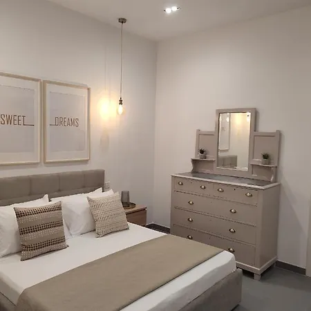 Casetta Pulis Holiday home *